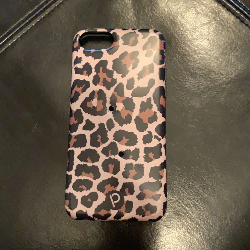 Leopard Loopy Iphone case